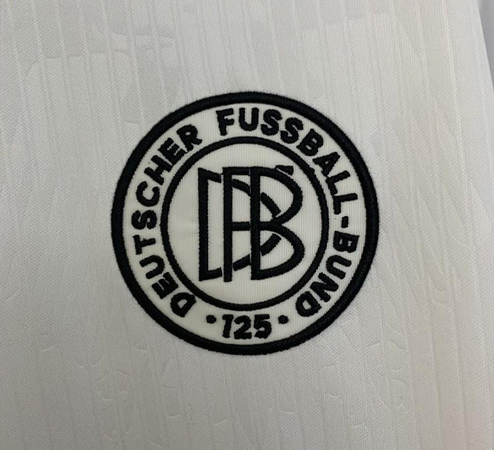 maillot-concept-allemagne-edition-anniversaire-125-ans-saison-2024-2025 Maillot concept Allemagne édition anniversaire 125 ans saison 2024 2025
