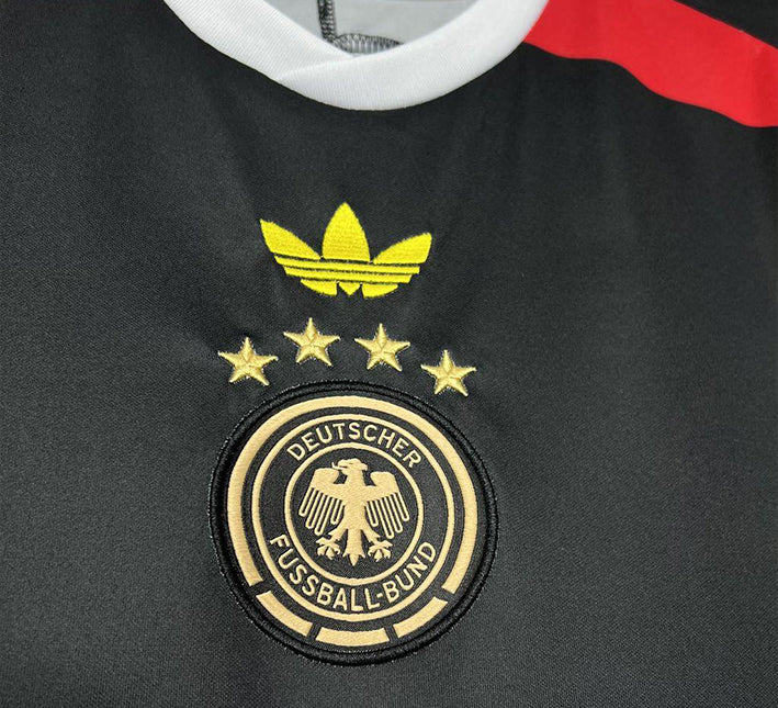 maillot-concept-noir-allemagne-edition-euro-tenue-de-football Maillot concept noir Allemagne édition Euro tenue de football