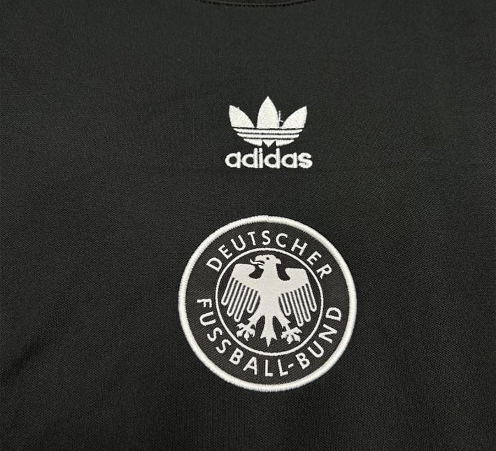 maillot-concept-de-l-equipe-d-allemagne-edition-noire-saison-2425 Maillot concept de l équipe d Allemagne édition noire saison 2425