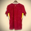 Liverpool thuisshirt seizoen vierentwintig vijfentwintig rood officieel