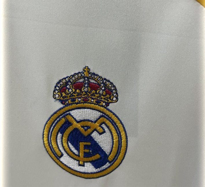 MAILLOTREALMADRID2425LOGOREALMADRID.jpg Real Madrid Thuisshirt 2025-2026 stofdetail