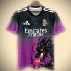 maillot-concept-real-madrid-edition-dragon-violet-2526 Maillot Concept Réal Madrid Édition Dragon Violet 2526