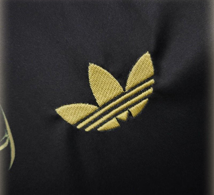 maillot-concept-real-madrid-motif-dragon-dore-edition-2425 Concept voetbalshirt Real Madrid gouden draak motief editie 2425