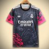 maillot-concept-real-madrid-edition-dragon-rougenoir-2425 Concept Real Madrid shirt RoodZwarte Drakeneditie 2425