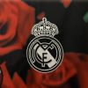 Conceptshirt van Real Madrid roze en rood editie 2025 2026