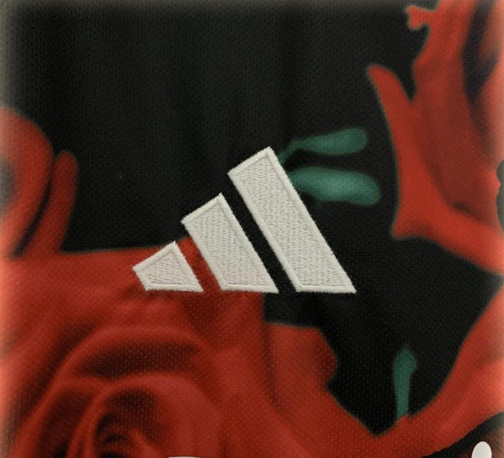 Tshirt shirt Real Madrid collectie concept roze rood voor Madrileense fan