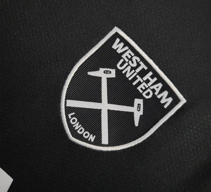 MAILLOTWTESHAMTHIRDLOGO.jpg West Ham Derde Shirt 2024-2025 stofdetail