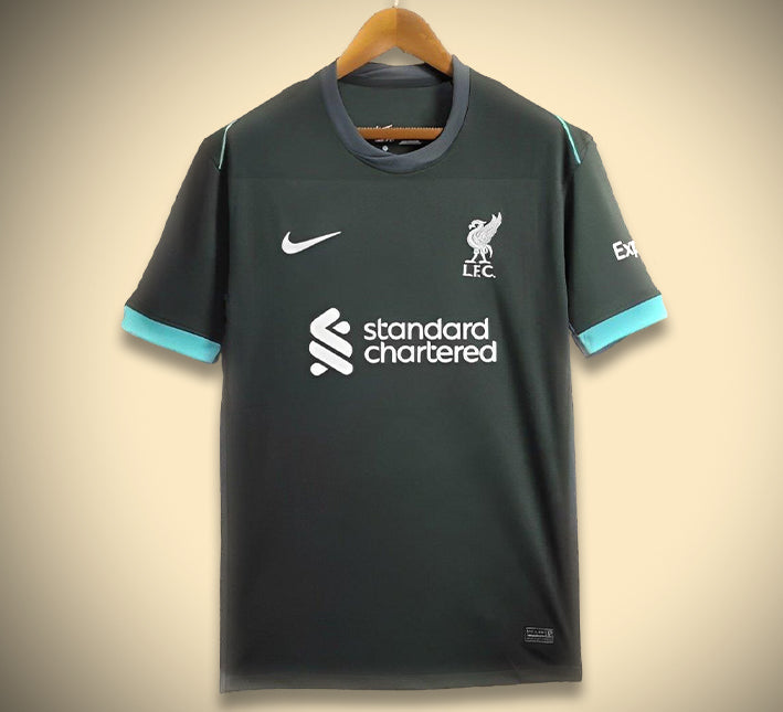 Voetbalshirt Liverpool uittenue voor supporters van de Reds