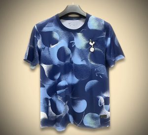 Maillottottenhamprematch-1.jpg Maillot Tottenham Domicile Édition Bleu 2024-2025 vue de face
