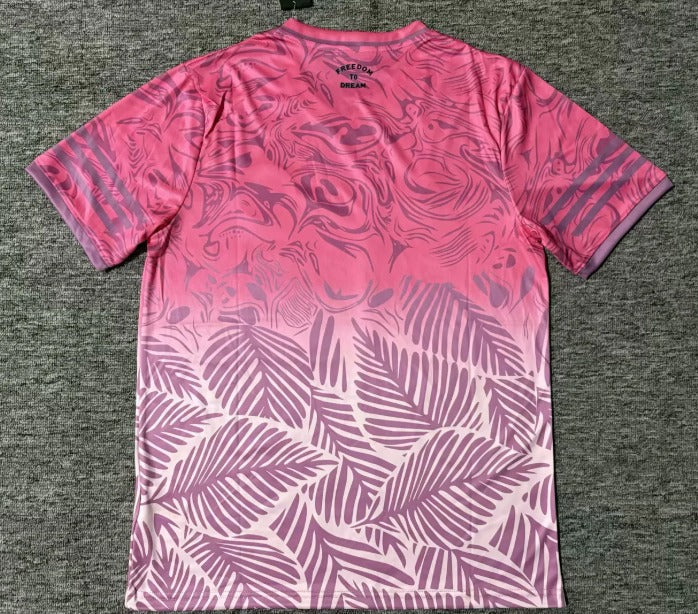 maillot-domicile-inter-miami-concept-rose-saison-2025-2026-style-football Inter Miami roze concept thuisshirt seizoen 2025 2026 voetbalstijl