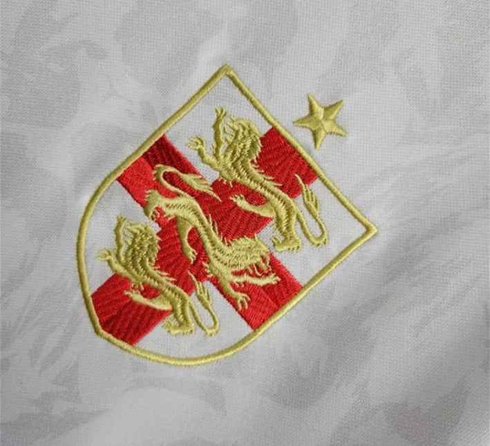 maillotangleterrecommablanclogo.jpg Concept Engeland Voetbalshirt Witte Comma Editie 2024 zijaanzicht