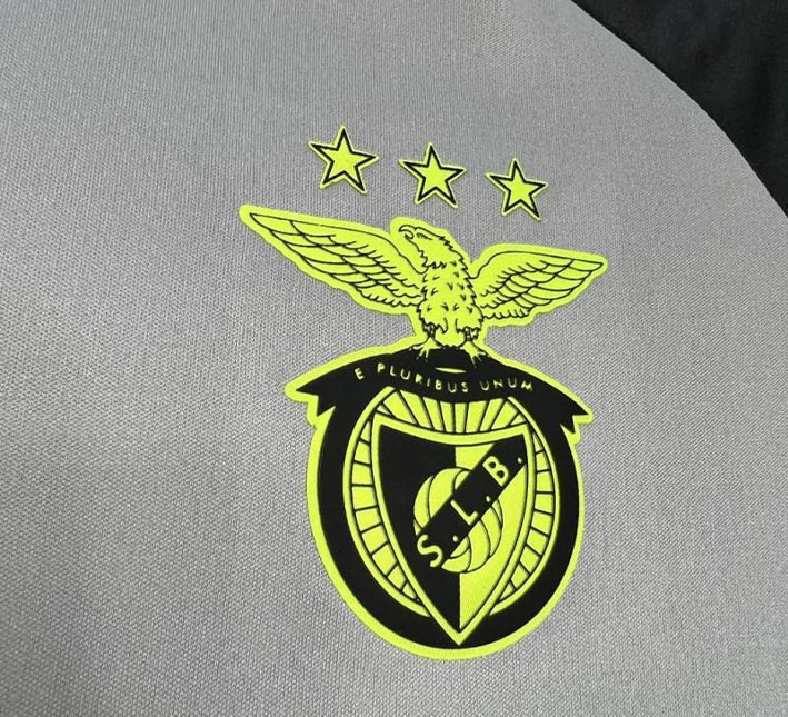 maillot-avant-match-benfica-saison-2024-2025 Voorwedstrijdshirt Benfica seizoen 2024 2025