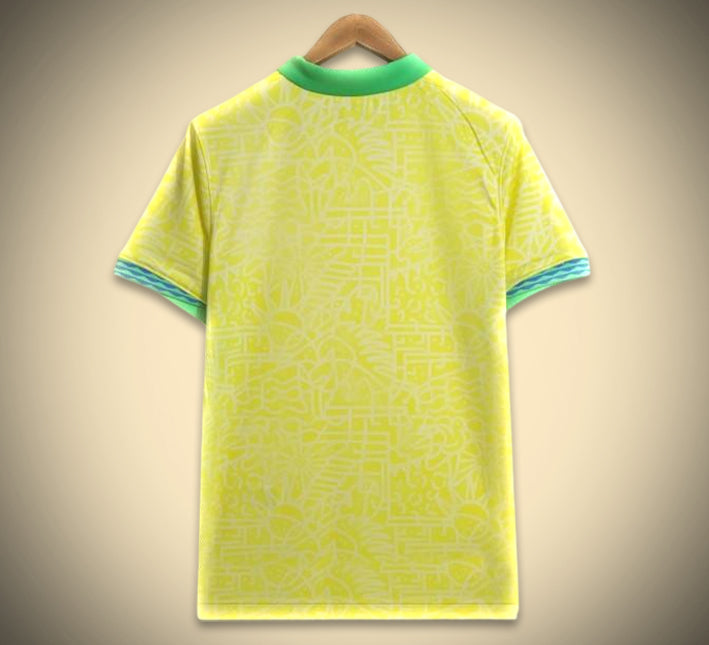 maillot-de-football-jaune-bresil-pour-supporter-a-domicile Geel voetbalshirt Brazilië voor thuissupporter