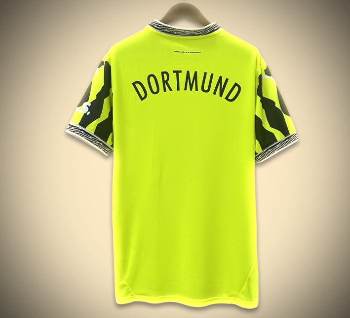 maillotbvbconceptvertdos.jpg Concept Voetbalshirt Borussia Dortmund Groene Editie 2024-2025 achteraanzicht
