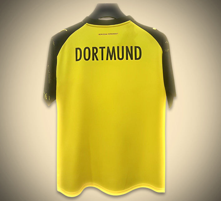 maillot-de-football-borussia-dortmund-pour-avant-match voetbalshirt Borussia Dortmund voor voorwedstrijd