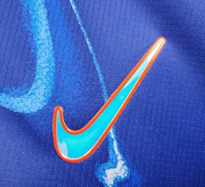 tenue-football-chelsea-domicile-bleu-roi-nouvelle-collection Chelsea voetbaltenue thuisshirt koningsblauw nieuwe collectie