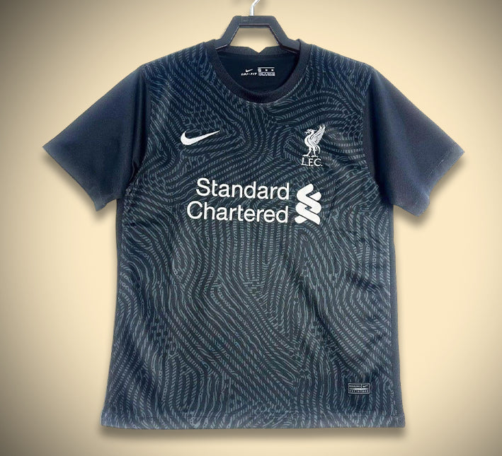 Rode Liverpool keeperstenue met clubembleem