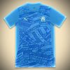 maillotmarseilledomicilebleu-1.jpg Olympique Marseille Voorwedstrijdshirt 2024-2025 vooraanzicht