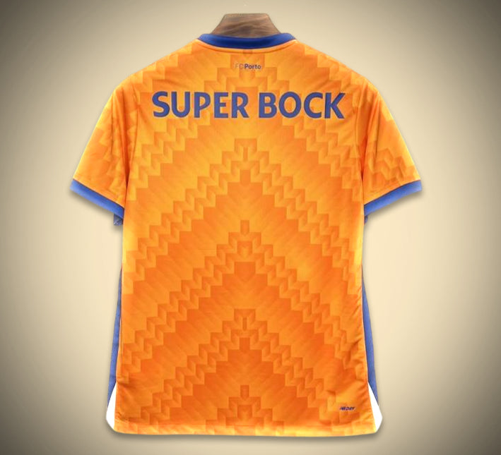 maillot-exterieur-orange-du-fc-porto-saison-2024-2025-tenue-de-football-officielle Oranje uitshirt van FC Porto seizoen 2024 2025, officieel voetbaltenue