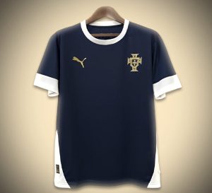 maillotportugalblueconcept-1.jpg Portugal Trainingsshirt Marineblauw 2024-2025 vooraanzicht