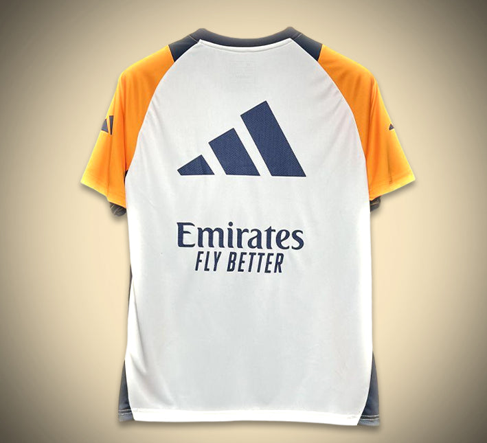 maillotrealmadridavantmatchdos.jpg Real Madrid Trainingsshirt Voorwedstrijd 2024-2025 achteraanzicht