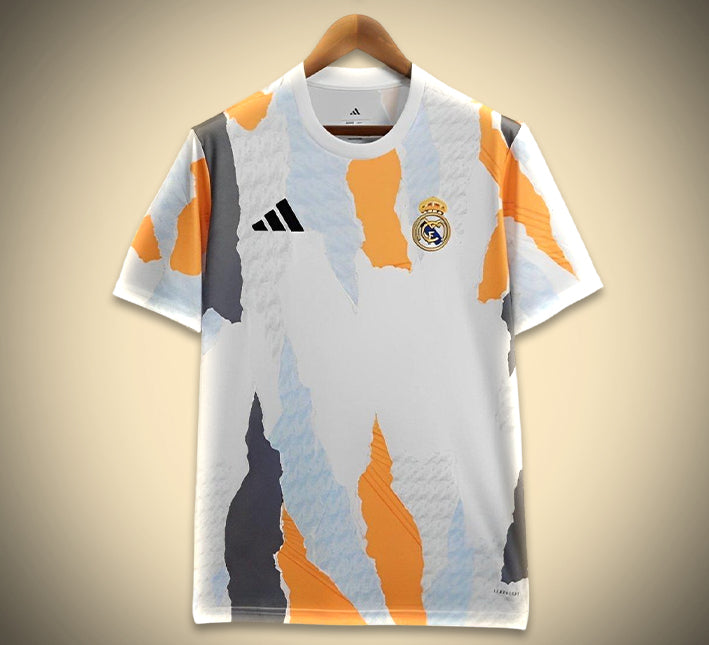 maillotrealmadridentrainement-1.jpg Real Madrid Voorwedstrijdshirt 2024-2025 vooraanzicht