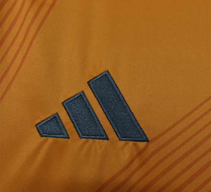 maillotrealmadridexterieuradidas.jpg Real Madrid Uitshirt 2024-2025 zijaanzicht