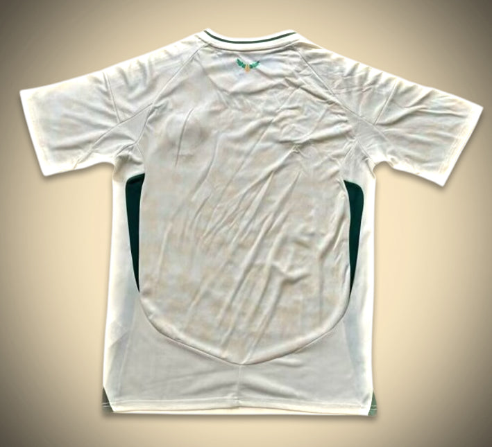 Saoedi-Arabië Uitshirt 2024-2025 zijaanzicht