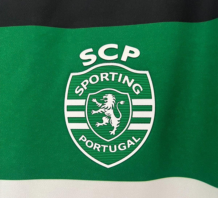 maillotsportingdomicilelogo.jpg Sporting CP Thuisshirt 2024-2025 zijaanzicht