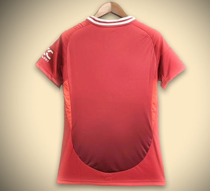 maillot-de-football-rouge-manchester-united-tenue-officielle maillot de football rouge Manchester United tenue officielle