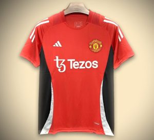 maillot-dentrainement-manchester-united-saison-2024-2025-pour-football Maillot dentrainement Manchester United saison 2024 2025 pour football