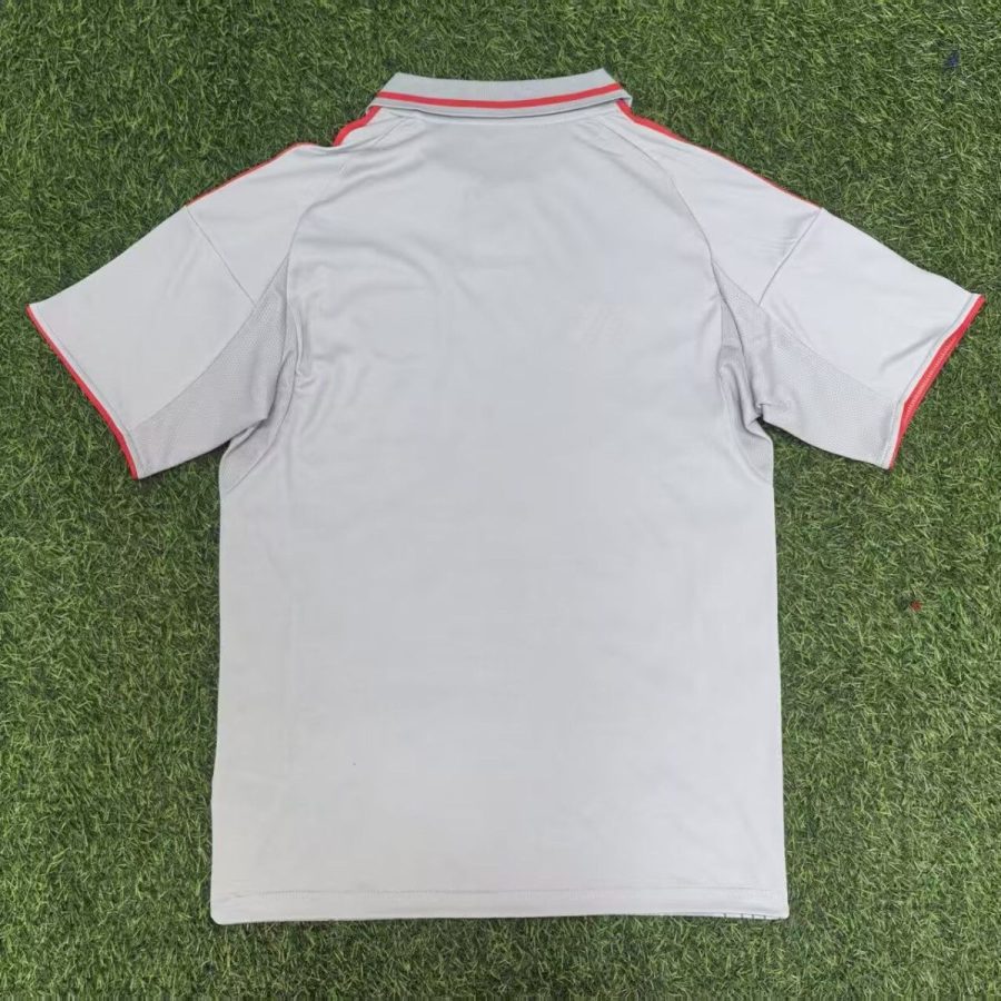 photo_20250920_155247.jpg Maillot Olympique Lyonnais Third 2025-2026 vue de profil