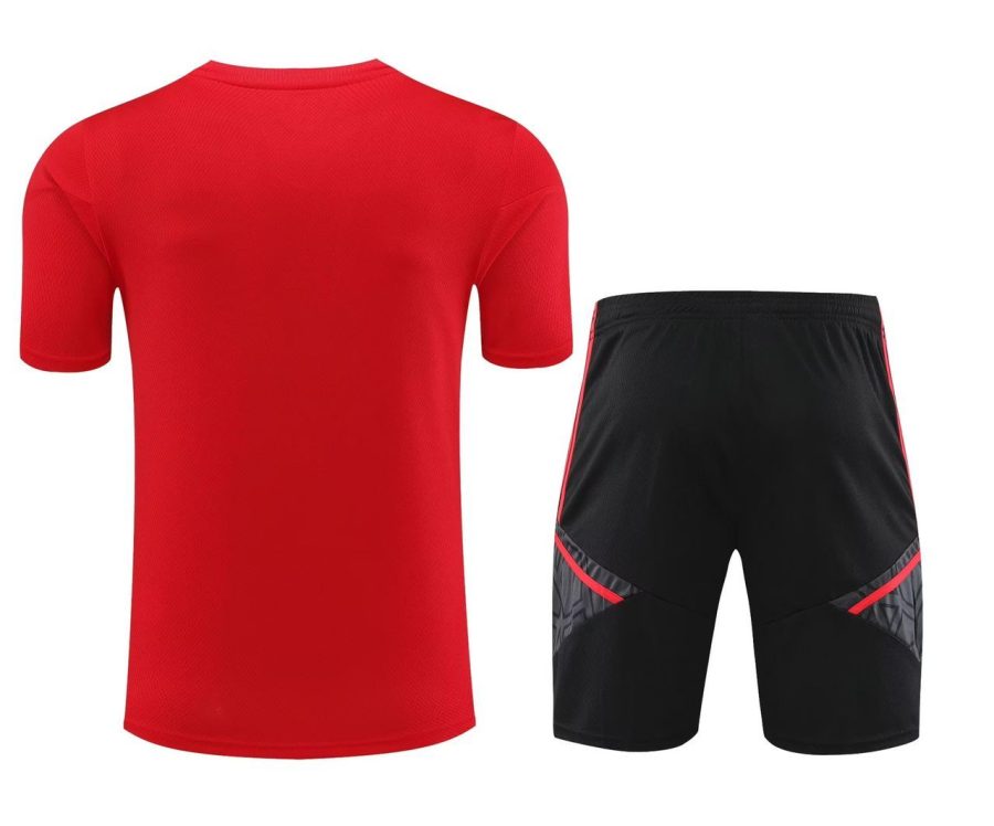 ensemble-entrainement-bayern-munich-troisieme-tenue-saison-2023-2024 Trainingsset Bayern Munich derde tenue seizoen 2023 2024