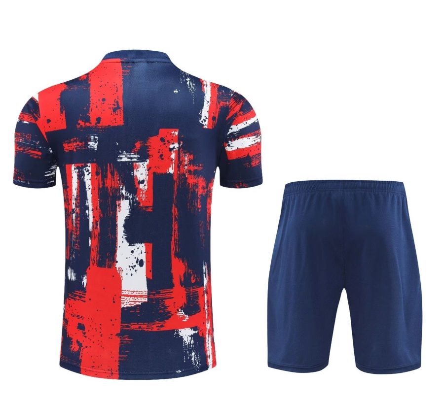 Set van Paris Saint Germain shirt en broek seizoen 2024 2025