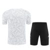 ensemble-maillot-et-short-real-madrid-saison-vingt-vingt-quatre-vingt-vingt-cinq Shirt en broek set Real Madrid seizoen 2024 2025