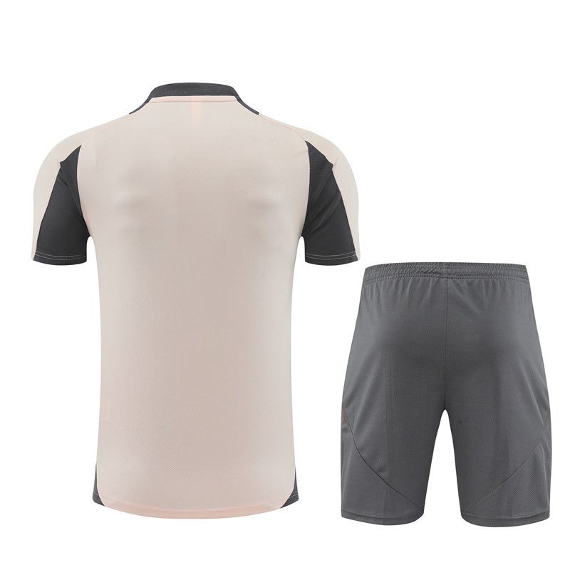 Real Madrid set seizoen 2024 2025 thuisshirt en short