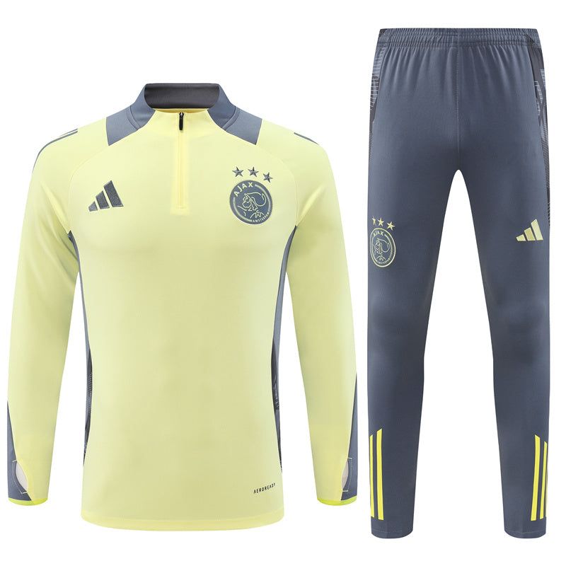 ensemble-survetement-ajax-saison-2024-2025-haut-et-bas Ensemble survêtement Ajax saison 2024 2025 haut et bas