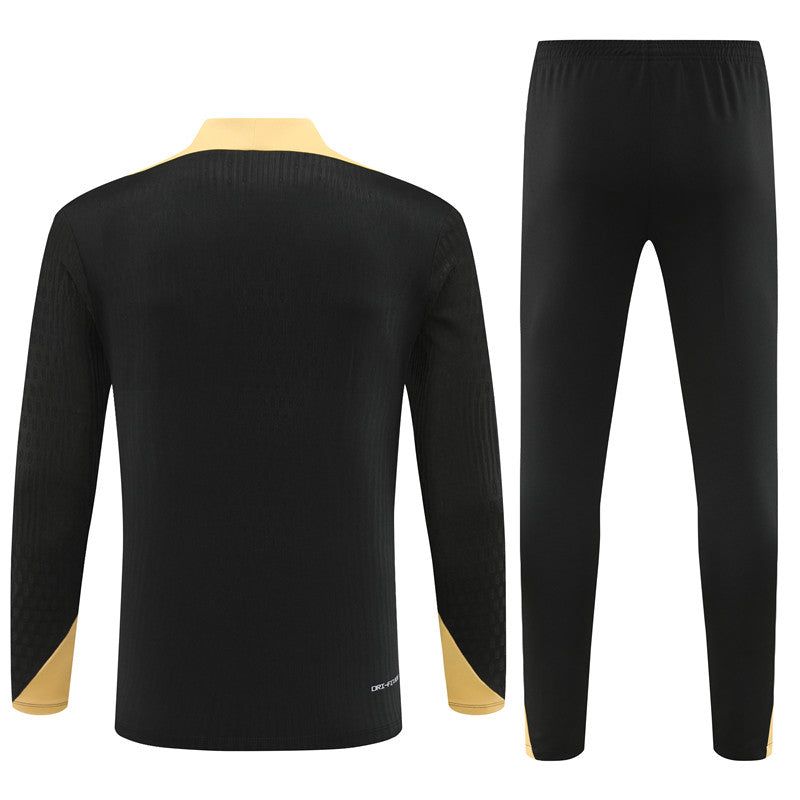 PSG trainingspak seizoen 2024/2025 bovenkleding en sportbroek