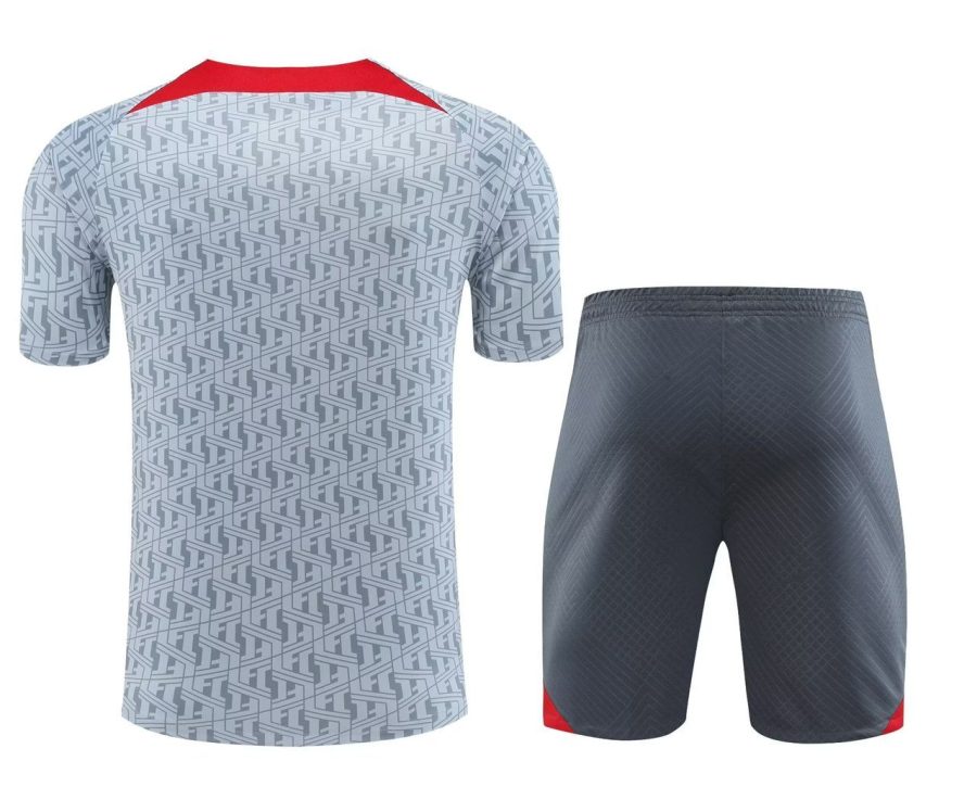 ensemble-training-liverpool-gris-saison-2023-2024-survetement-officiel ensemble training Liverpool gris saison 2023 2024 survêtement officiel