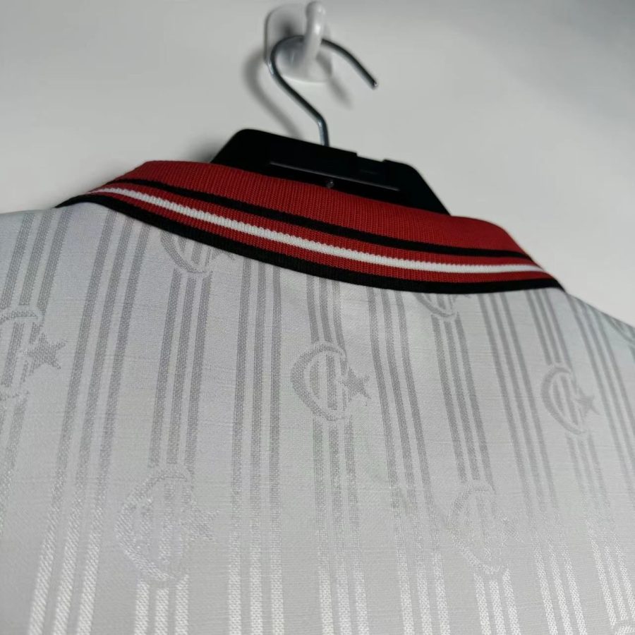 jersey-equipe-nationale-turque-exterieur-style-retro-collection-1996 Turks nationaal team uitshirt retro stijl collectie 1996