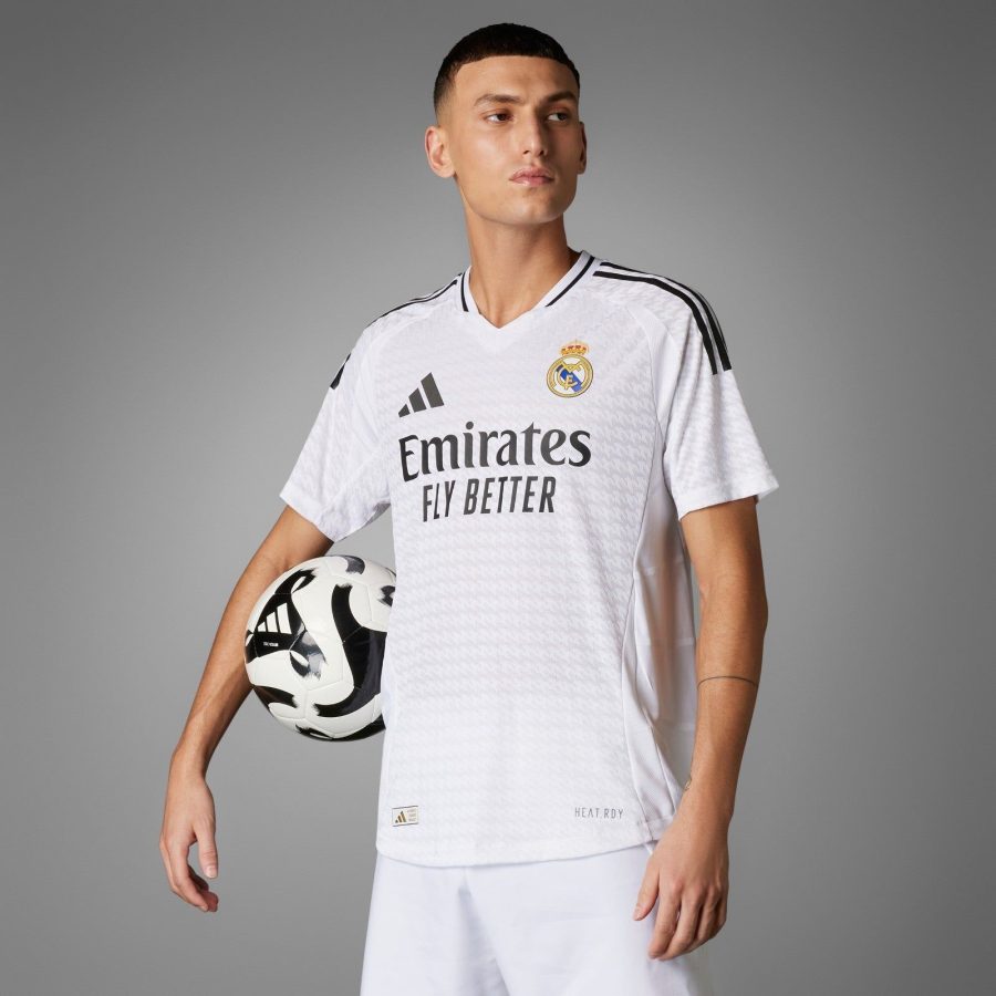 jersey-football-real-madrid-domicile-tenue-officielle-nouvelle-saison voetbalshirt Real Madrid thuisshirt officieel tenue nieuw seizoen