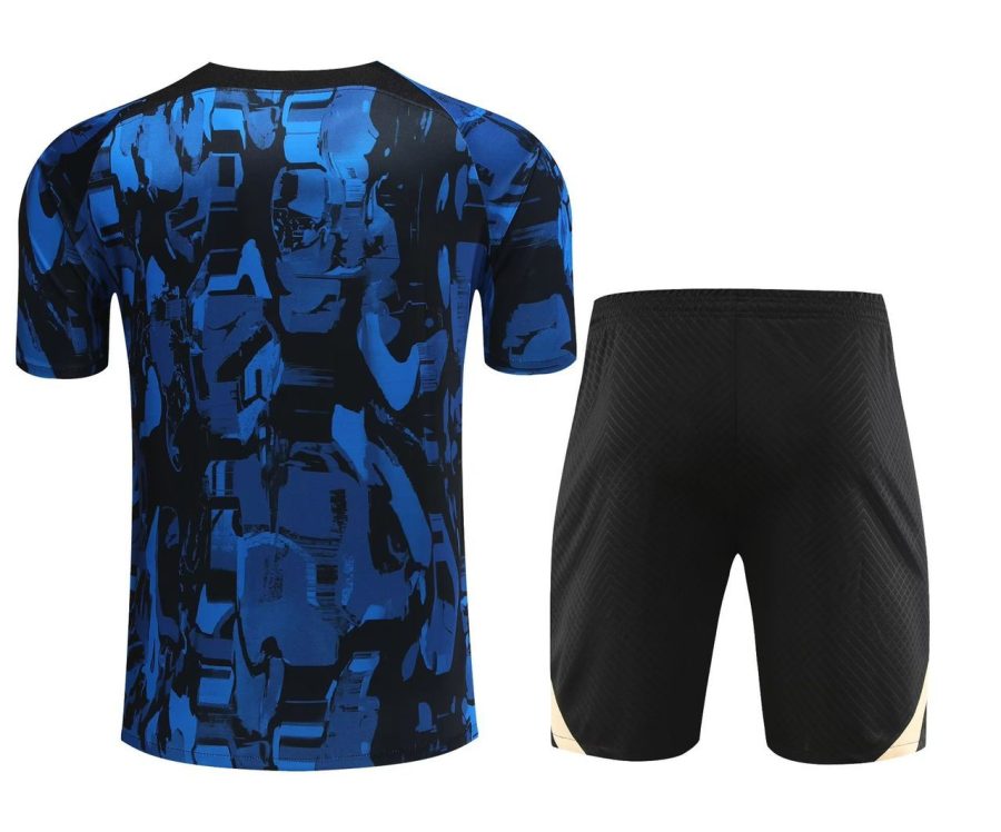 kit-d-entrainement-chelsea-bleu-saison-2023-2024-survetement-de-football trainingskit Chelsea blauw seizoen 2023 2024 voetbaltrainingspak