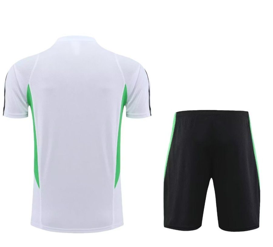 kit-training-manchester-united-blanc-saison-2023-2024-tenue-d-entrainement-football Trainingskit Manchester United wit seizoen 2023 2024 voetbaltrainingsoutfit