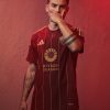 AS Roma thuisshirt voor supporters van de Italiaanse club