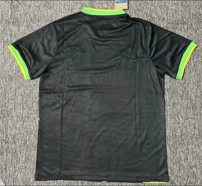 maillot-de-football-du-bresil-edition-aigle-saison-2024-2025-jaune-et-vert Voetbalshirt van Brazilië arend editie seizoen 2024 2025 geel en groen