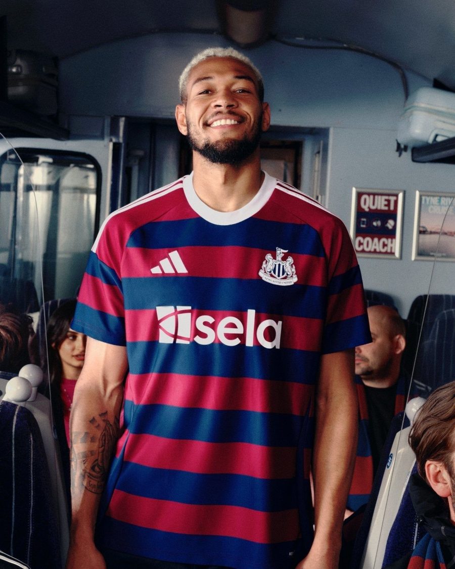 maillot-de-football-newcastle-united-tenue-exterieure-nouvelle-collection Voetbalshirt Newcastle United uittenue nieuwe collectie