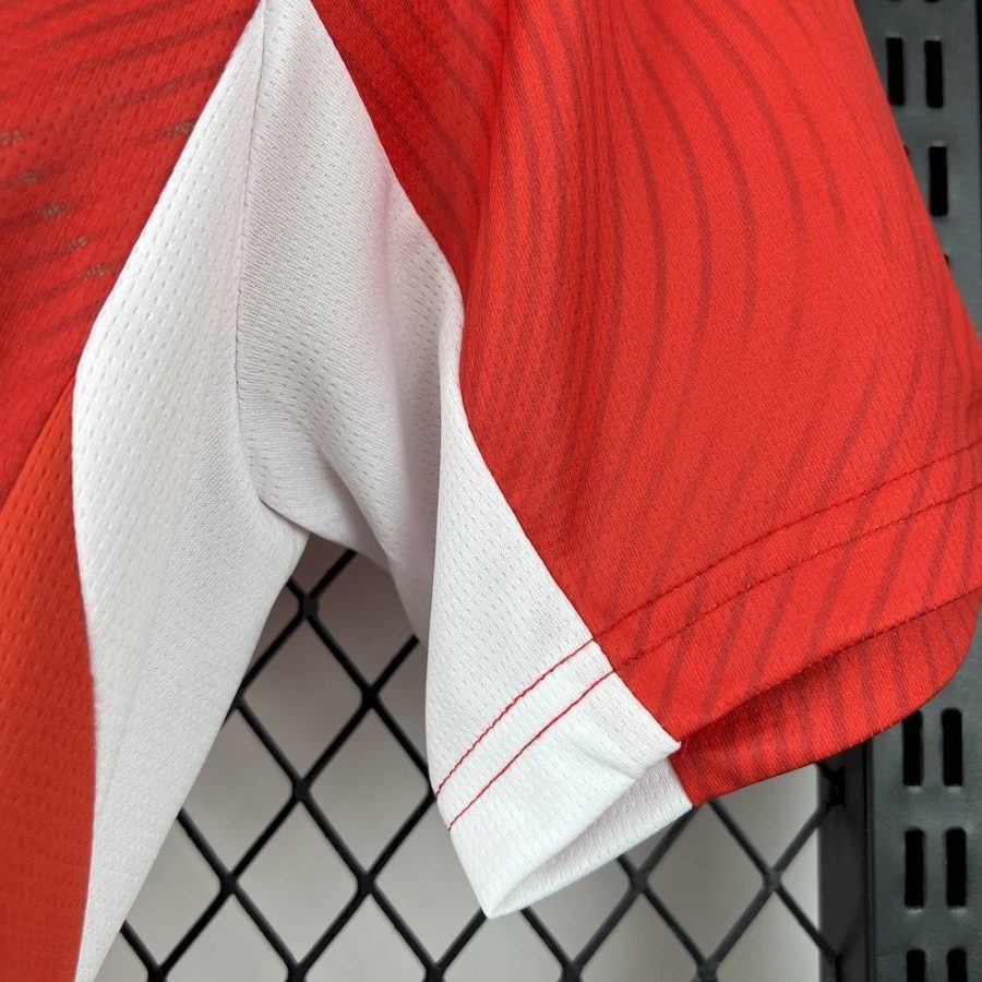 maillot-de-football-suisse-2026-tenue-domicile-officielle-supporteur Zwitsers voetbalshirt 2026 officieel thuistenue supporter