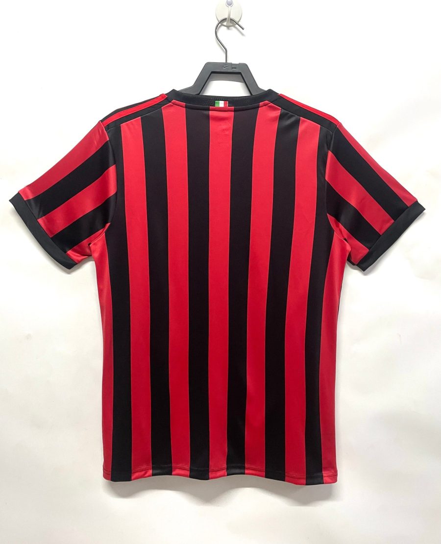 maillot-domicile-ac-milan-saison-2017-2018-jersey-officiel-rouge-et-noir Thuisshirt AC Milan seizoen 2017 2018 officieel shirt rood en zwart