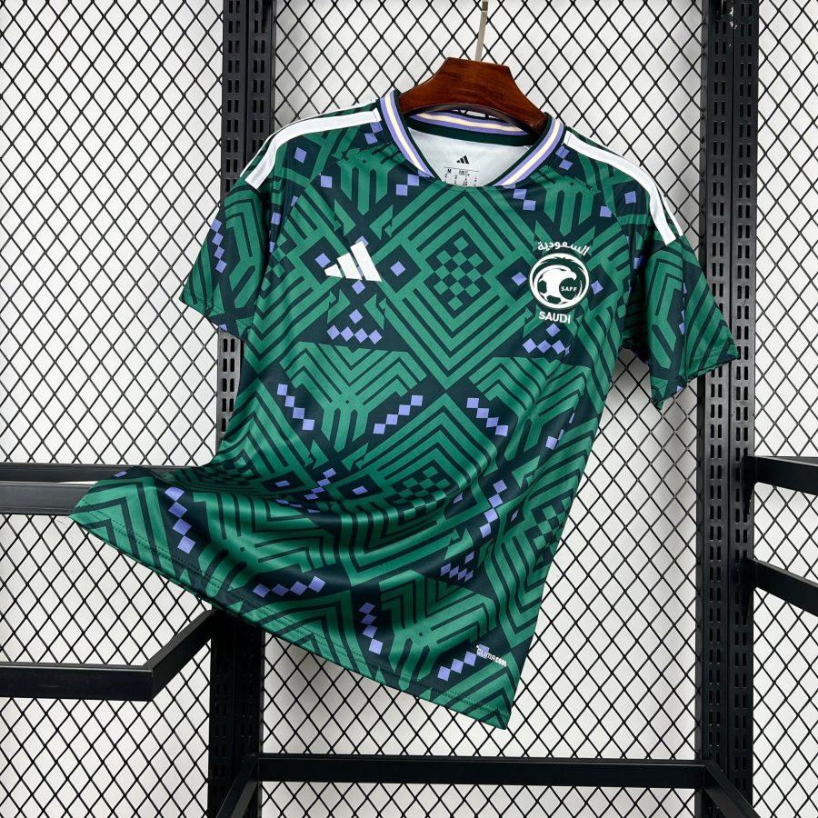 maillot-domicile-arabie-saoudite-saison-2026-vert-et-blanc Saoedi-Arabië thuisshirt seizoen 2026 groen en wit