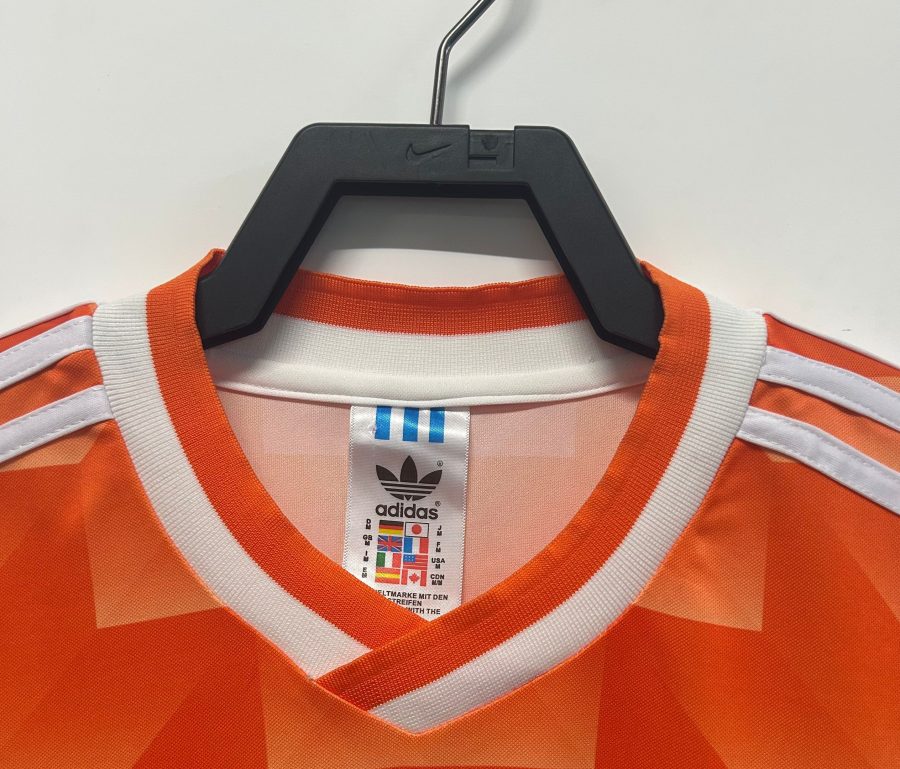 maillot-domicile-des-pays-bas-style-vintage-coupe-retro Thuisshirt Nederland vintage stijl retro snit